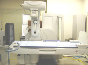 据置型汎用X 線透視診断装置 